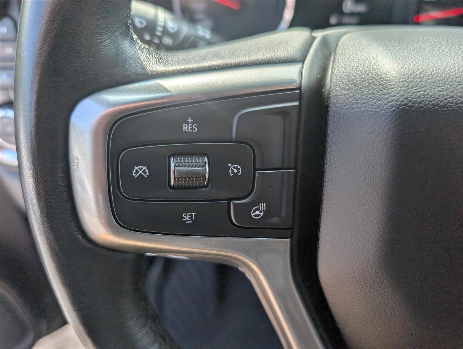 Used 2020 Chevrolet Silverado 1500 LT w/ All-Star Edition AWD/4WD image 22