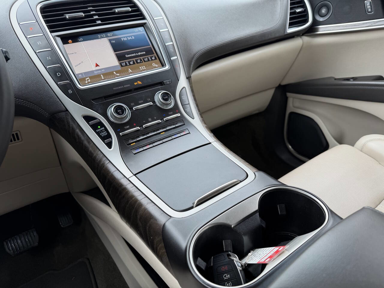 Used 2018 Lincoln MKX Reserve w/ Driver Assistance Package image 33