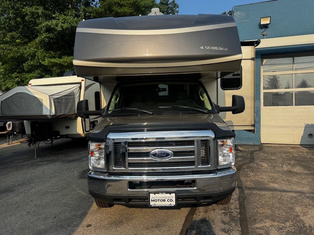 Used 2017 Ford E-450 and Econoline 450 Super Duty w/ Motorhome Prep Package RWD image 8