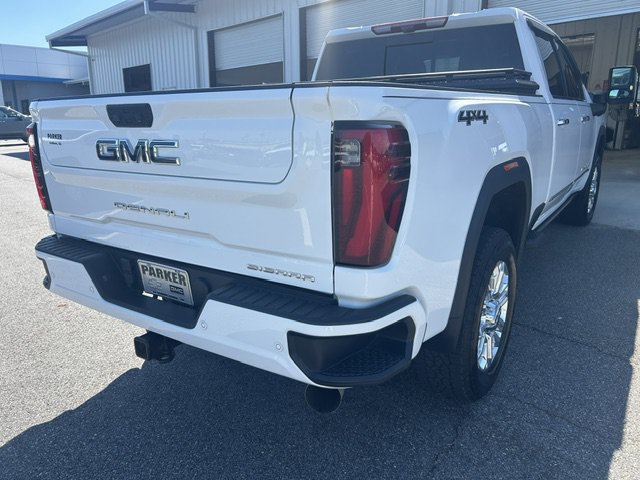 Used 2024 GMC Sierra 2500 Denali Ultimate AWD/4WD image 7