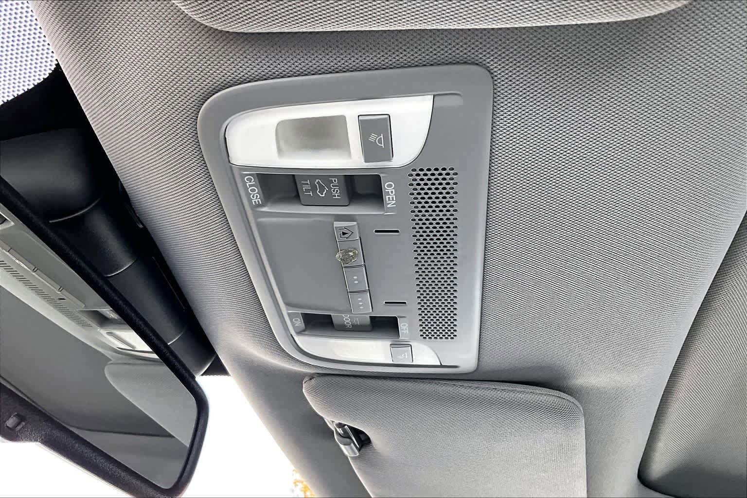 Used 2021 Acura ILX w/ Premium Package image 31