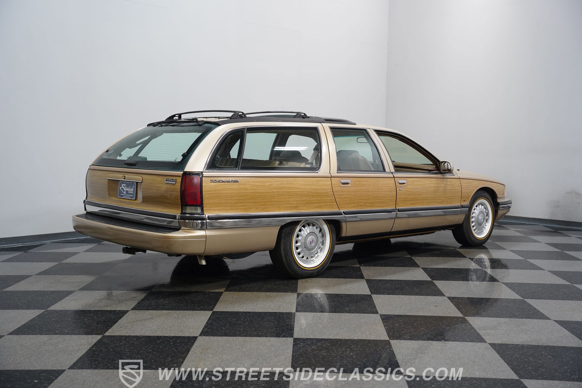 Used 1996 Buick Roadmaster Estate RWD image 13