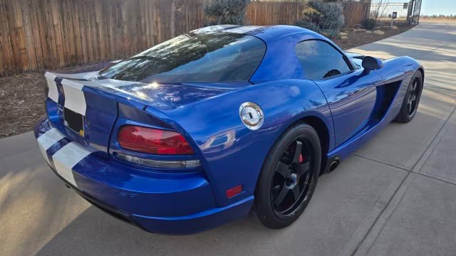 Used 2006 Dodge Viper SRT-10 w/ First Edition Group image 3