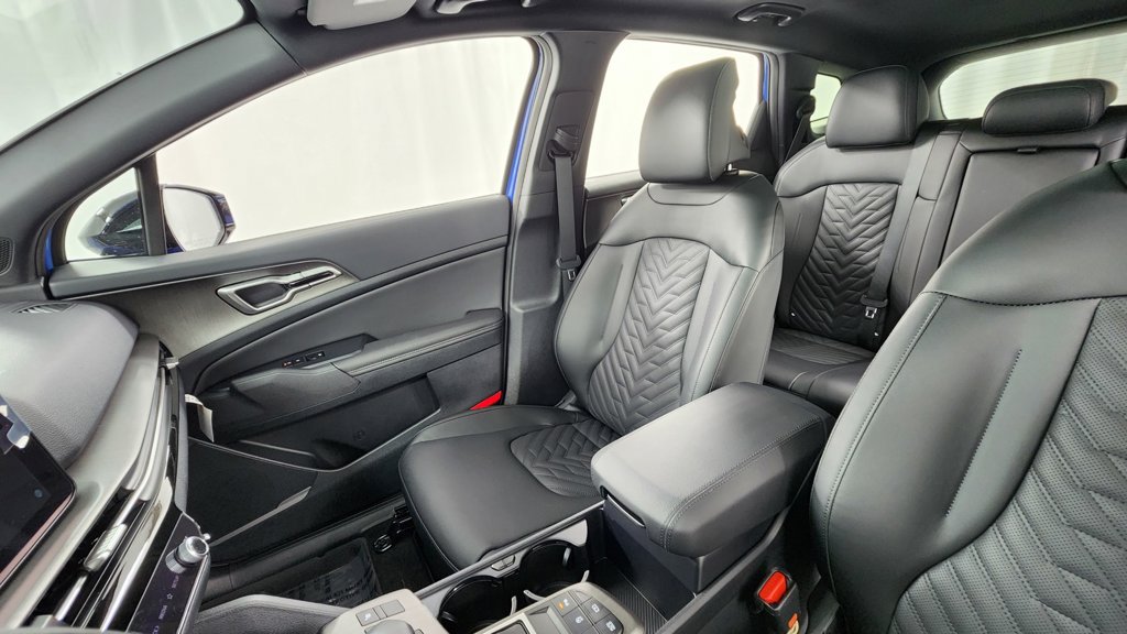 New 2026 Kia Sportage X-Line w/ X-Line Premium Package AWD/4WD image 13