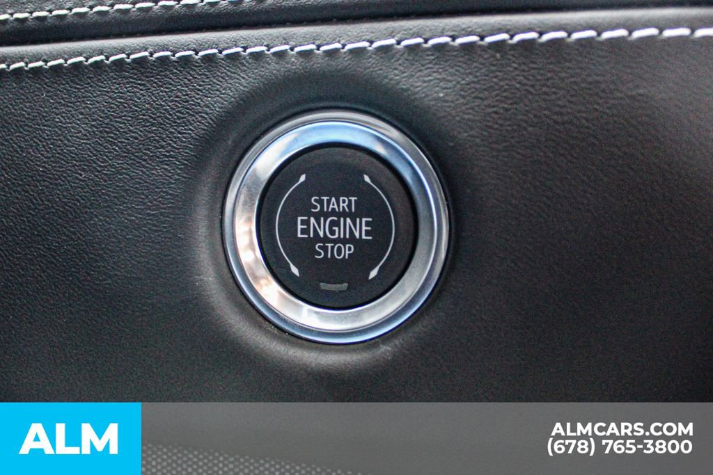 Used 2026 Cadillac Escalade ESV Platinum Sport image 29