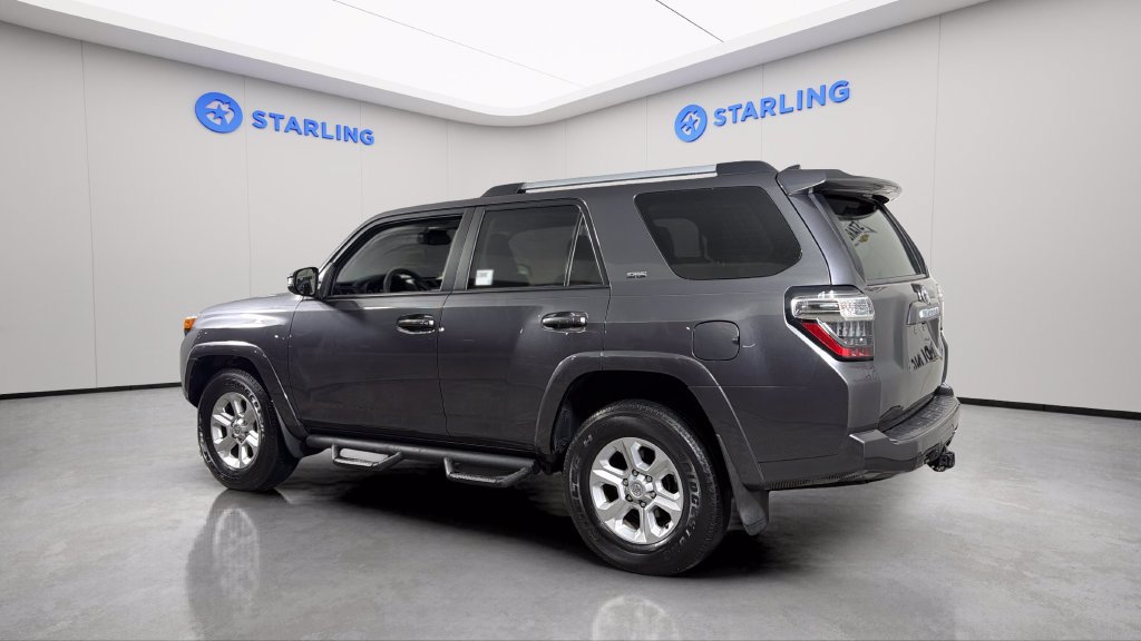 Used 2022 Toyota 4Runner SR5 Premium w/ Moonroof Package RWD image 4