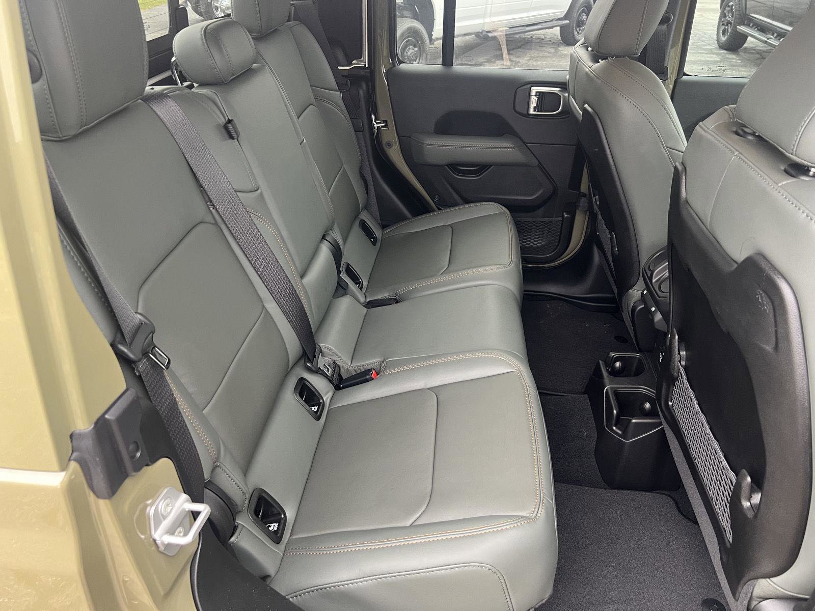 New 2026 Jeep Gladiator Mojave image 32