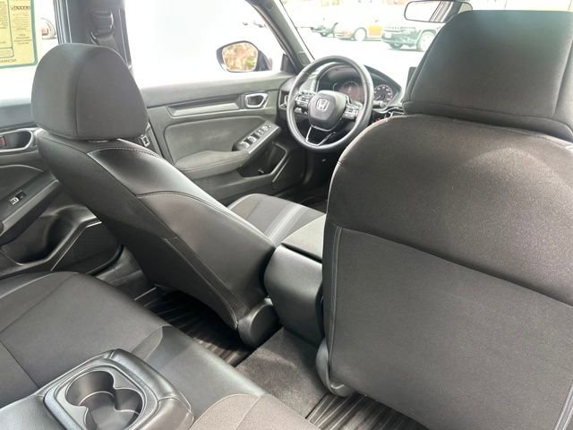 Used 2025 Honda Civic Sport image 19