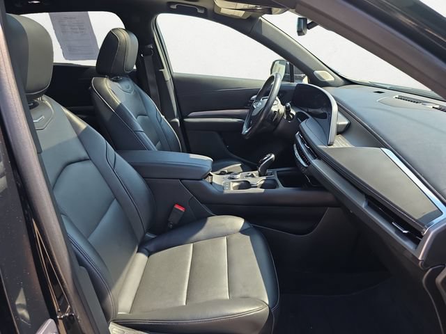 Used 2024 Cadillac XT4 Premium Luxury AWD/4WD image 15