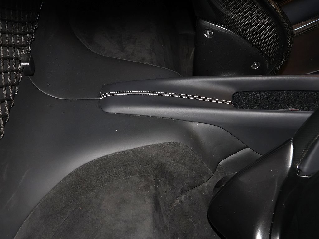Certified 2025 Ferrari 296 GTB RWD image 43