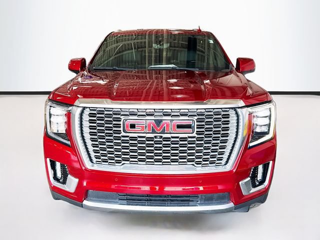 Used 2021 GMC Yukon XL Denali w/ Denali Premium Package AWD/4WD image 4