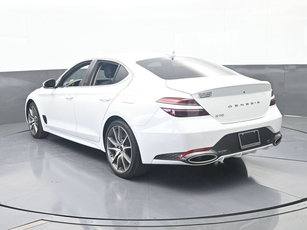 Used 2025 Genesis G70 2.5T RWD image 4