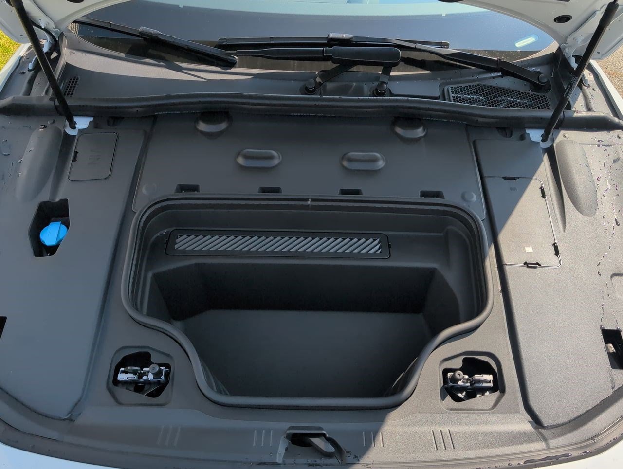 New 2025 Audi A6 e-tron Premium Plus image 27