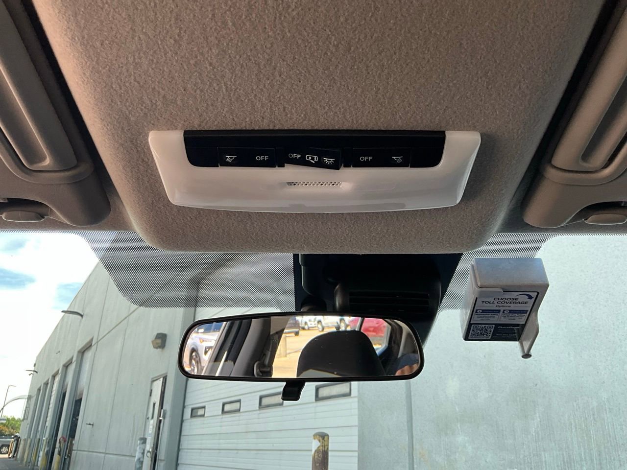 Used 2025 Nissan Versa SV image 15