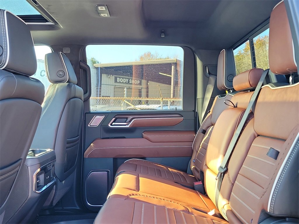 New 2026 GMC Sierra 2500 Denali Ultimate w/ Max Trailering Package image 13