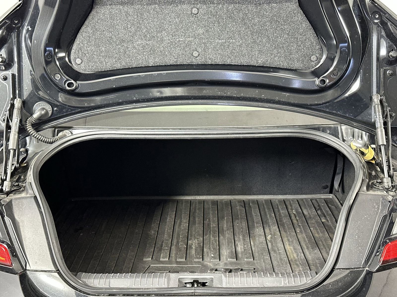 Used 2023 Toyota GR86 Premium w/ ALL Weather Mat Package (TMS) image 24