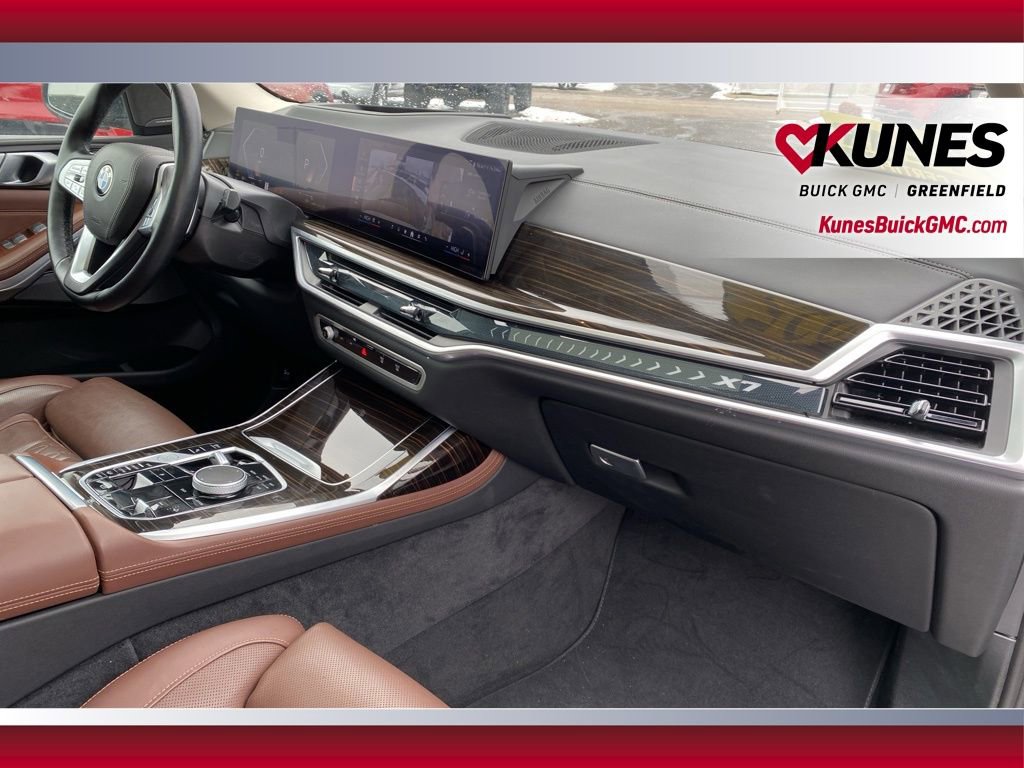 Used 2025 BMW X7 xDrive40i image 50