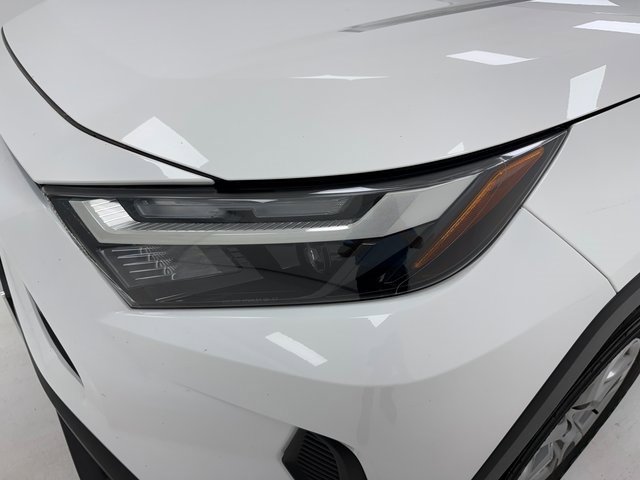 Used 2024 Toyota RAV4 XLE image 6