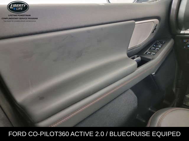 Used 2025 Ford Expedition Active image 32