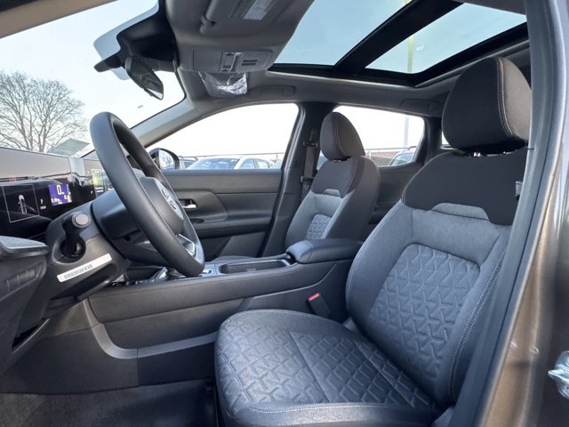 New 2026 Nissan Kicks SV w/ SV Premium Package image 19