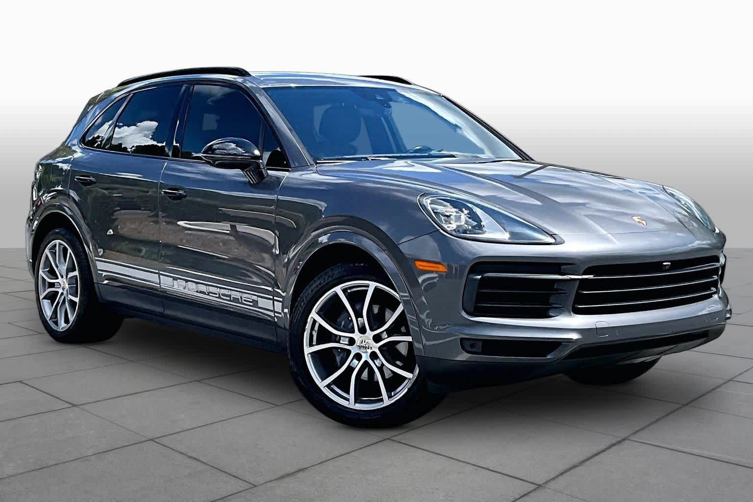 Used 2020 Porsche Cayenne AWD/4WD image 3