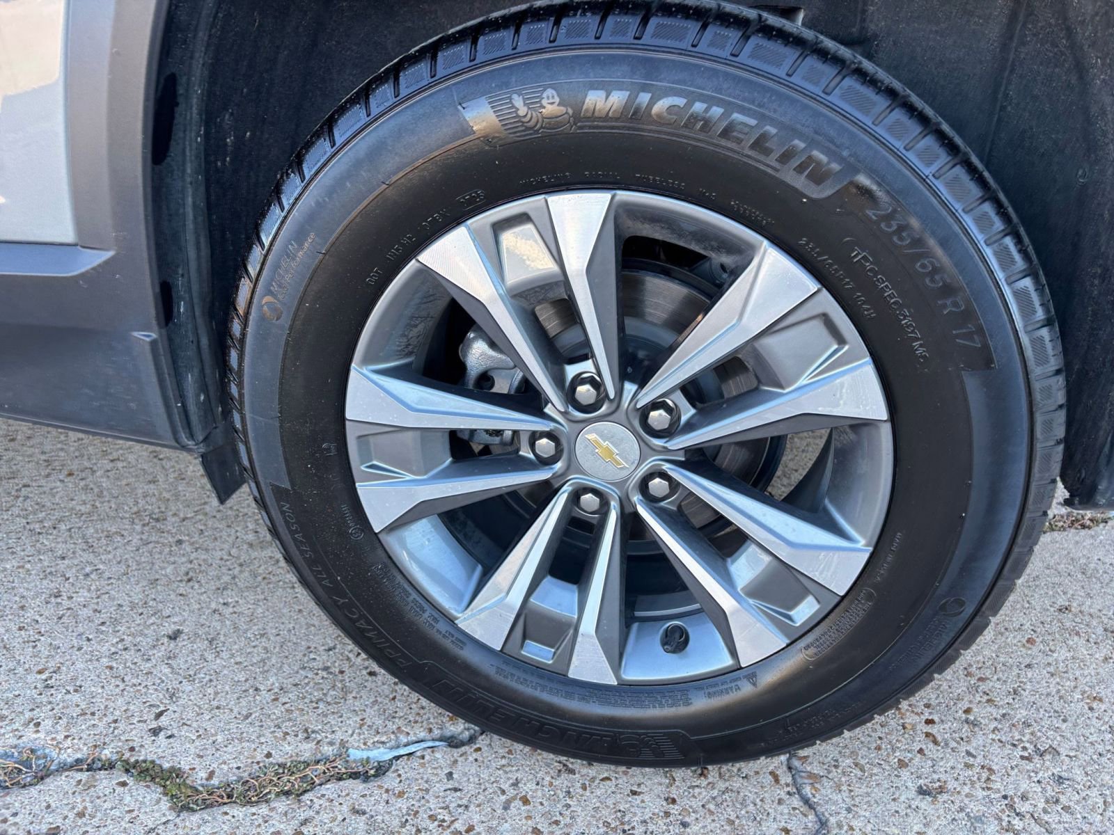 Used 2025 Chevrolet Equinox LT image 29