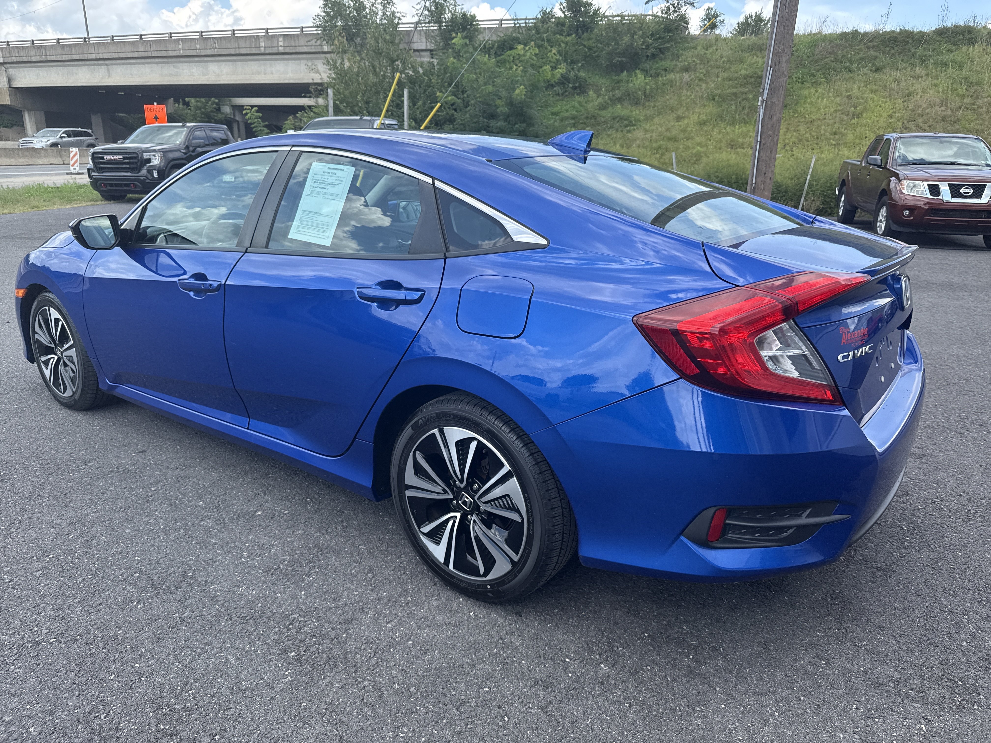 Used 2016 Honda Civic EX-T image 6
