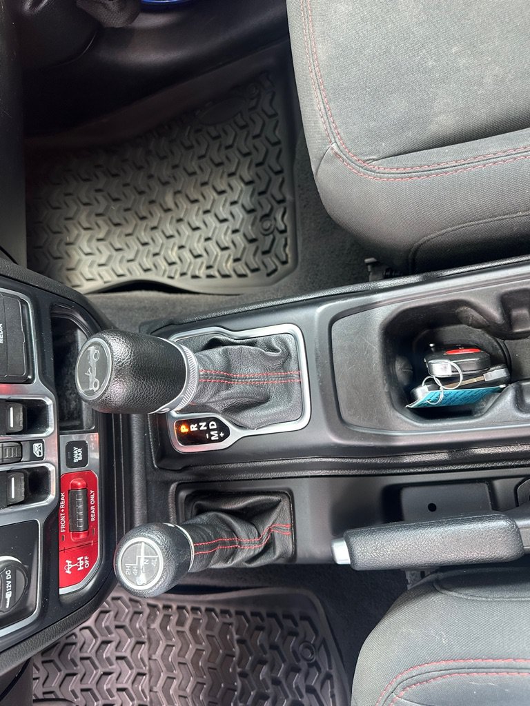 Used 2020 Jeep Wrangler Unlimited Rubicon AWD/4WD image 14