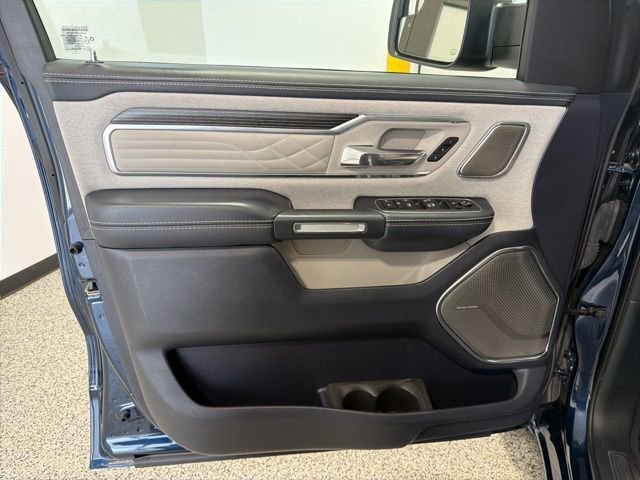 Used 2022 RAM 1500 Limited AWD/4WD image 8
