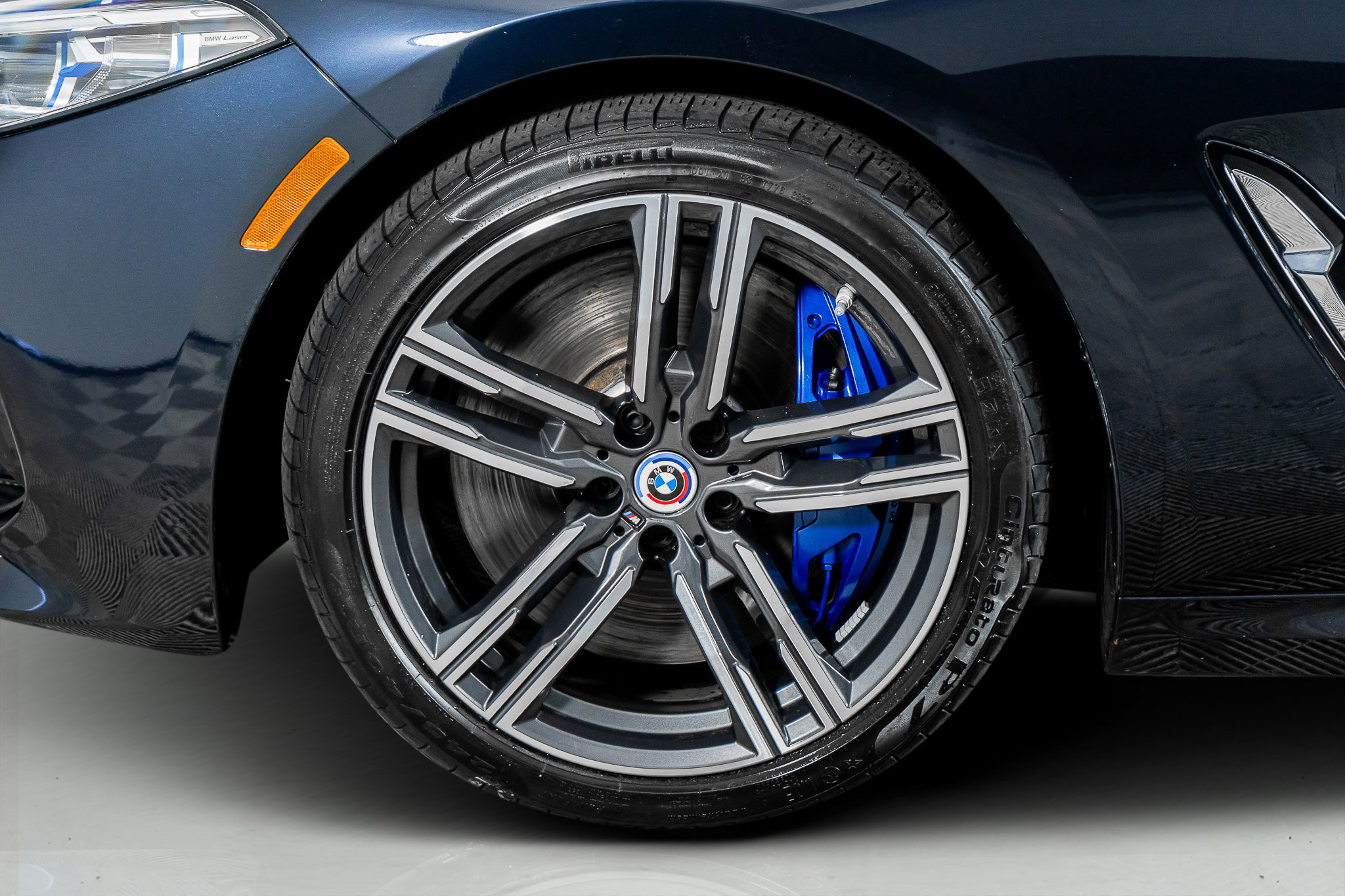 Used 2023 BMW M850i xDrive Convertible image 21