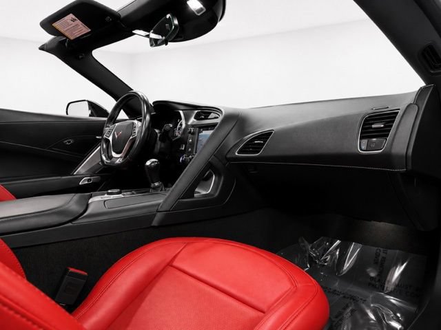 Used 2017 Chevrolet Corvette Stingray Coupe w/ Carbon Flash Badge Package RWD image 17