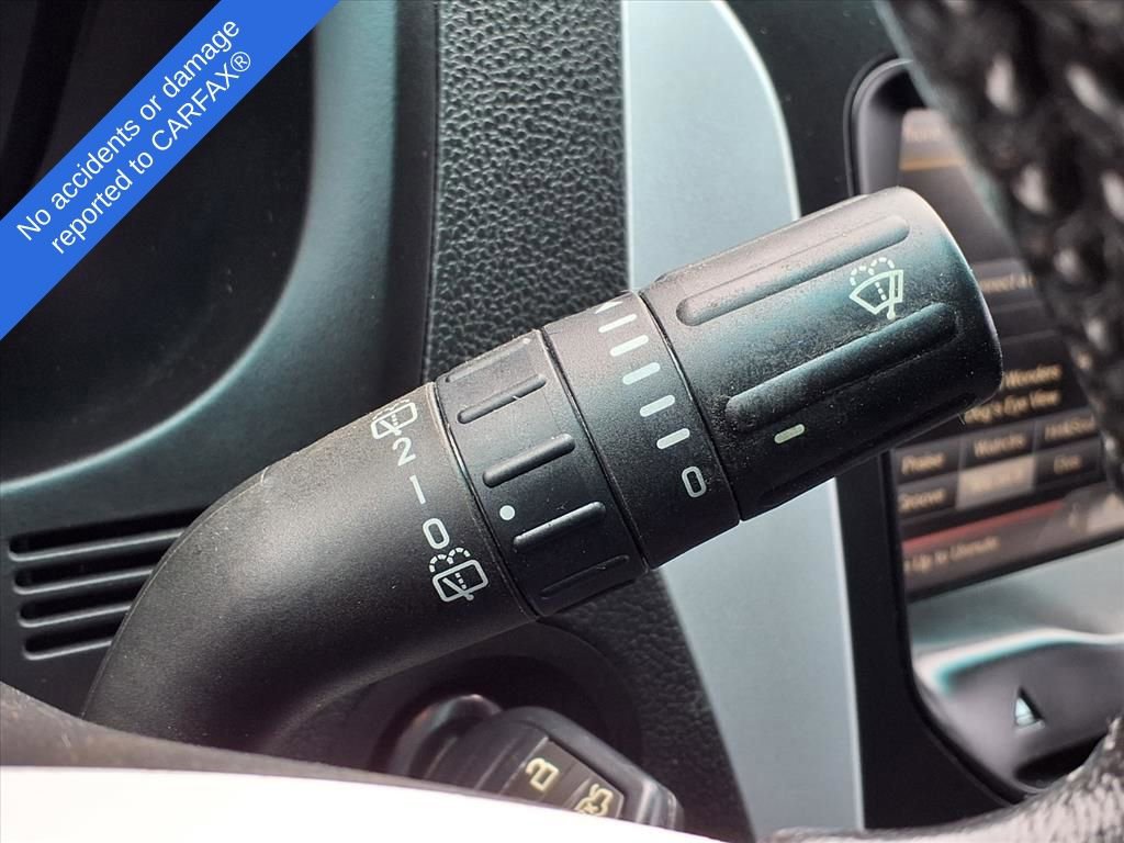 Used 2014 Ford Explorer XLT w/ Equipment Group 202A FWD image 21