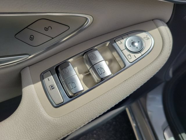 Used 2016 Mercedes-Benz C 300 Sedan image 16