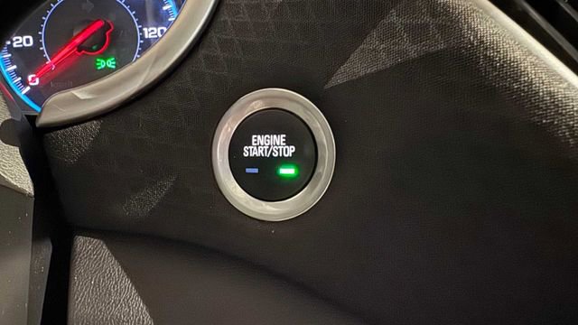 Used 2019 Chevrolet Malibu RS image 14