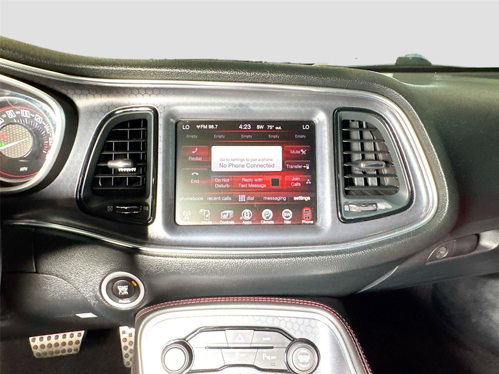 Used 2016 Dodge Challenger R/T Scat Pack RWD image 9