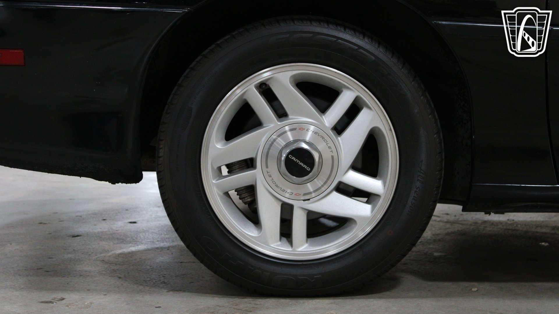 Used 1995 Chevrolet Camaro Z28 RWD image 10