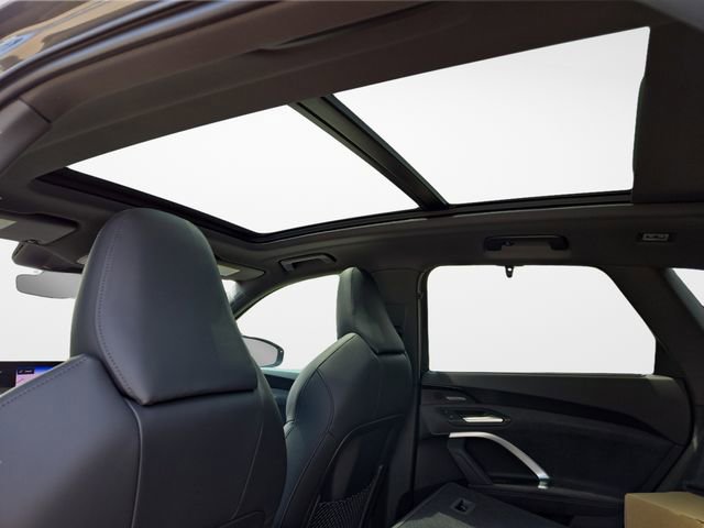 New 2025 Audi SQ5 Prestige AWD/4WD image 13