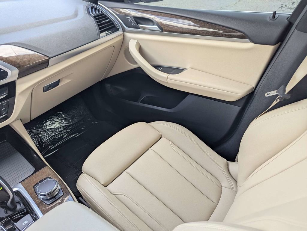 Used 2019 BMW X3 sDrive30i w/ Driving Assistance Package image 17