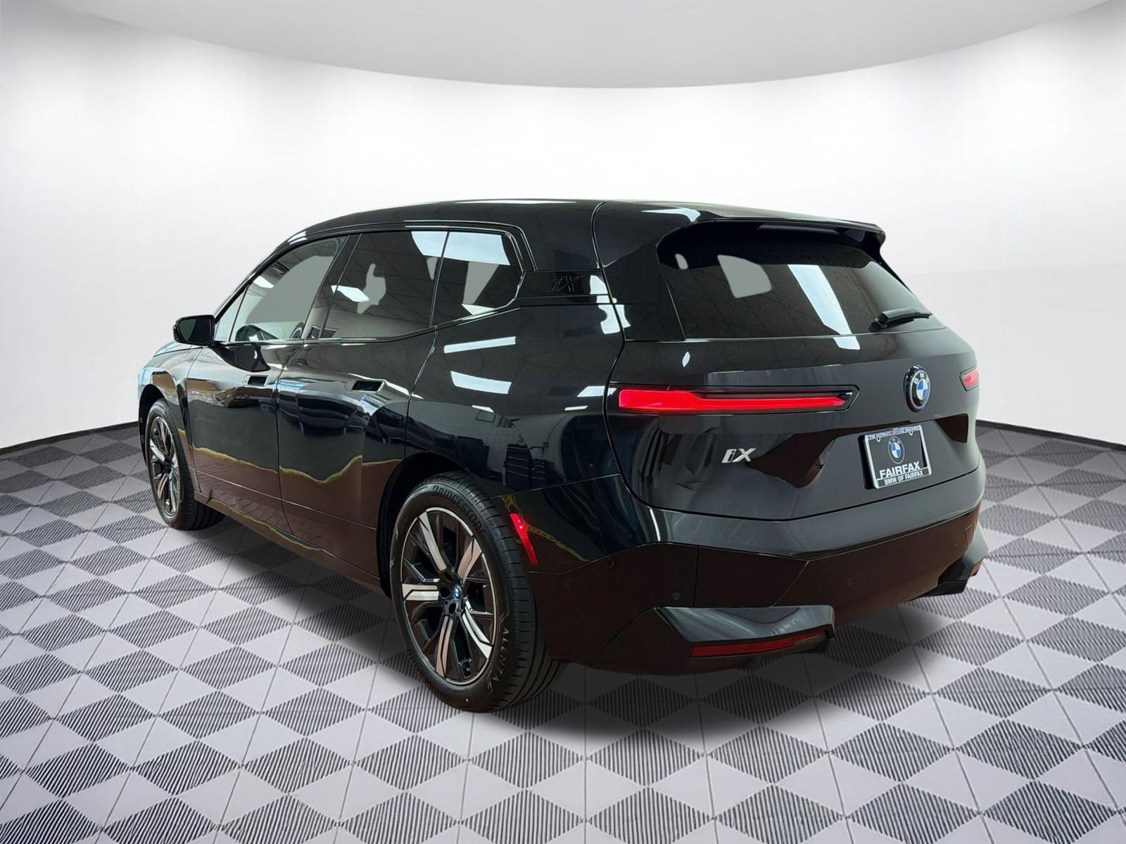 Certified 2023 BMW iX xDrive50 w/ Sport Package image 3