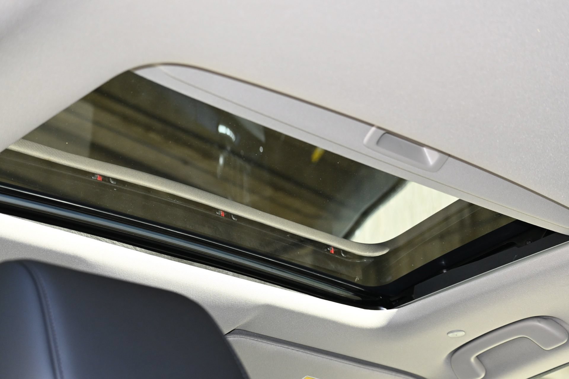 New 2026 Honda CR-V EX-L image 21