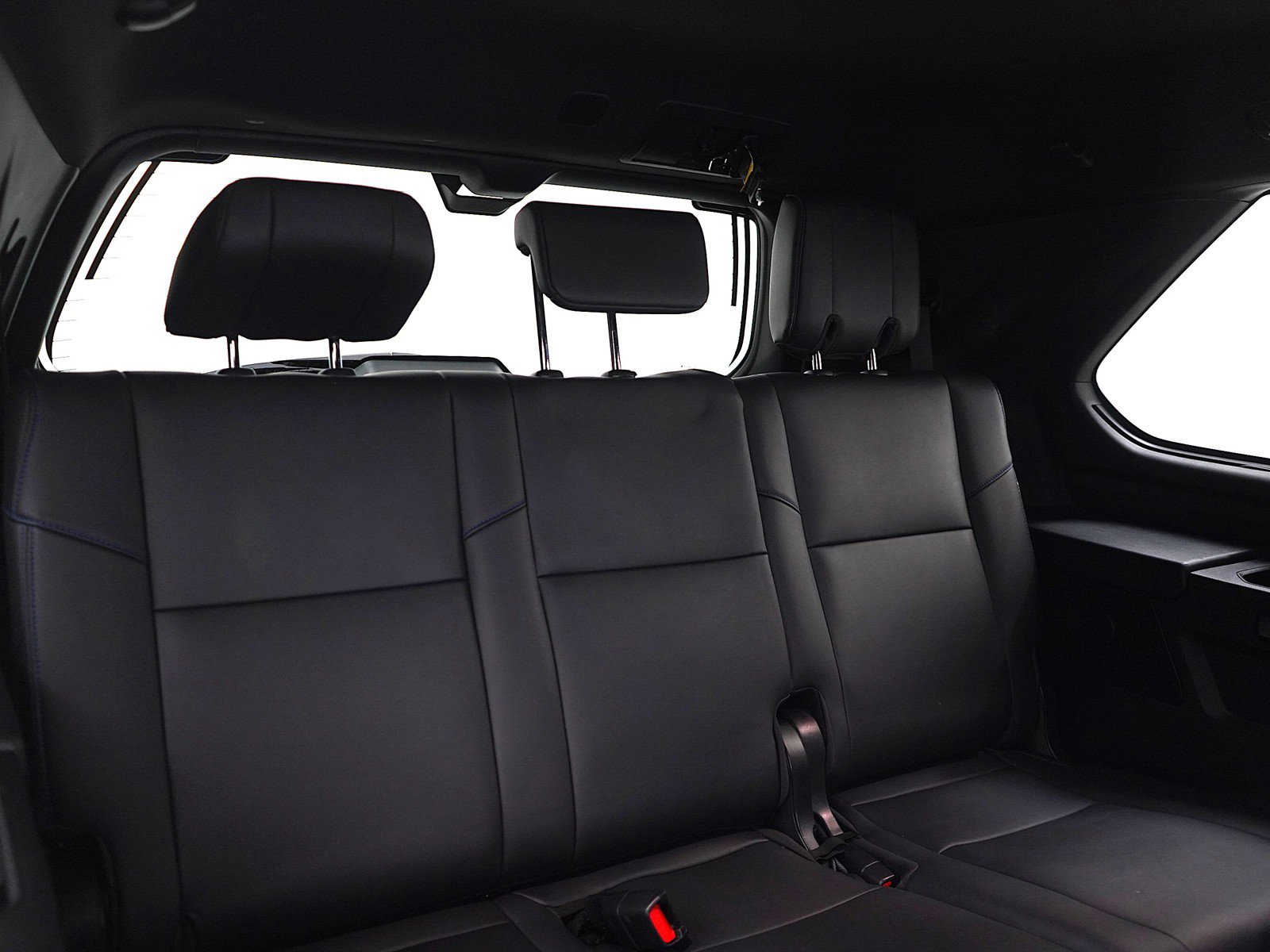 Used 2023 Toyota Sequoia Platinum image 11