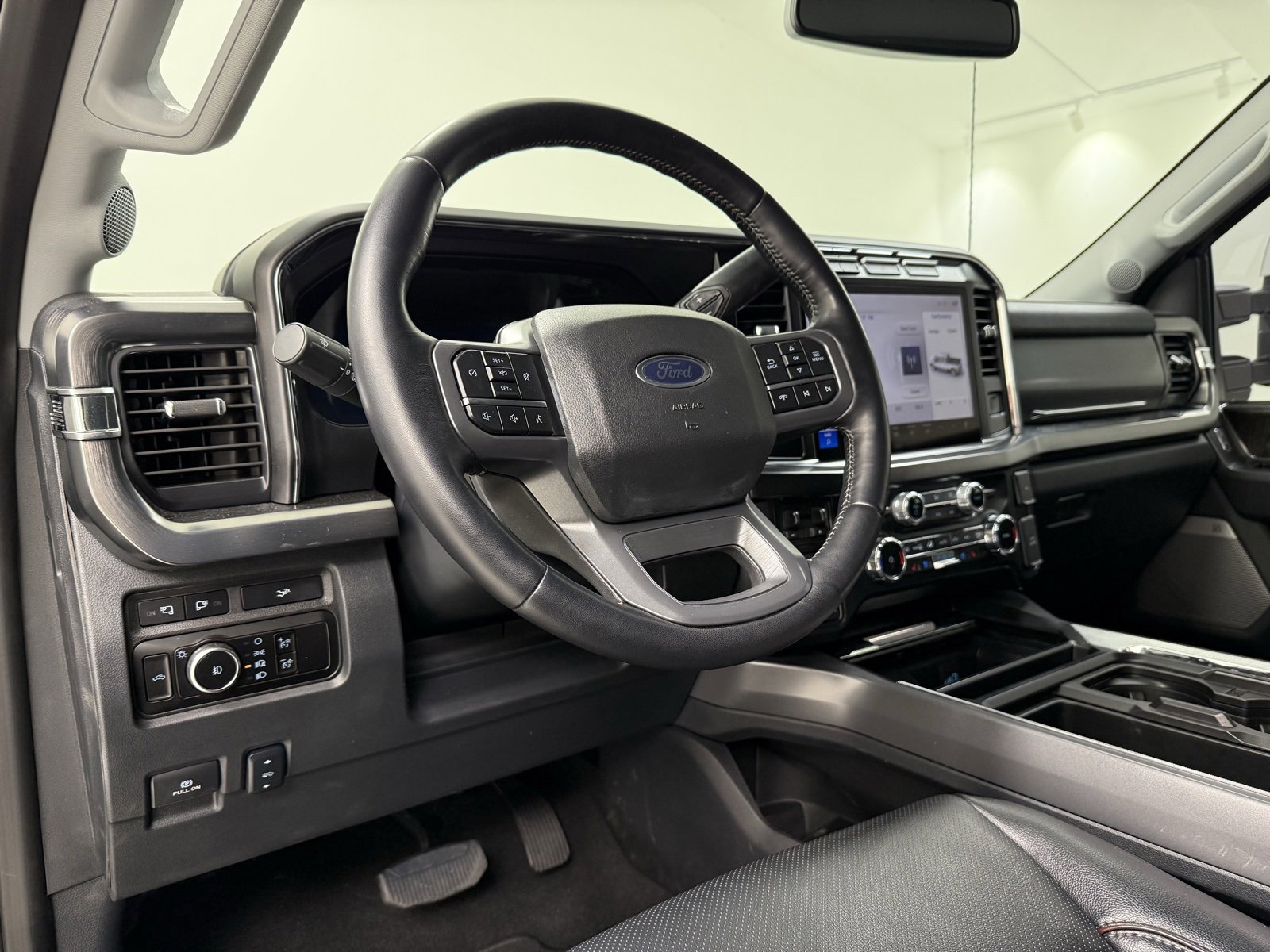 Used 2024 Ford F250 Lariat image 20