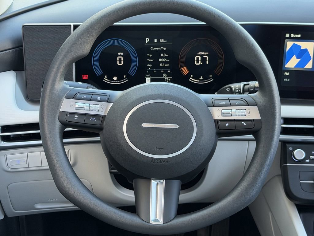 New 2026 Hyundai Tucson SE image 12