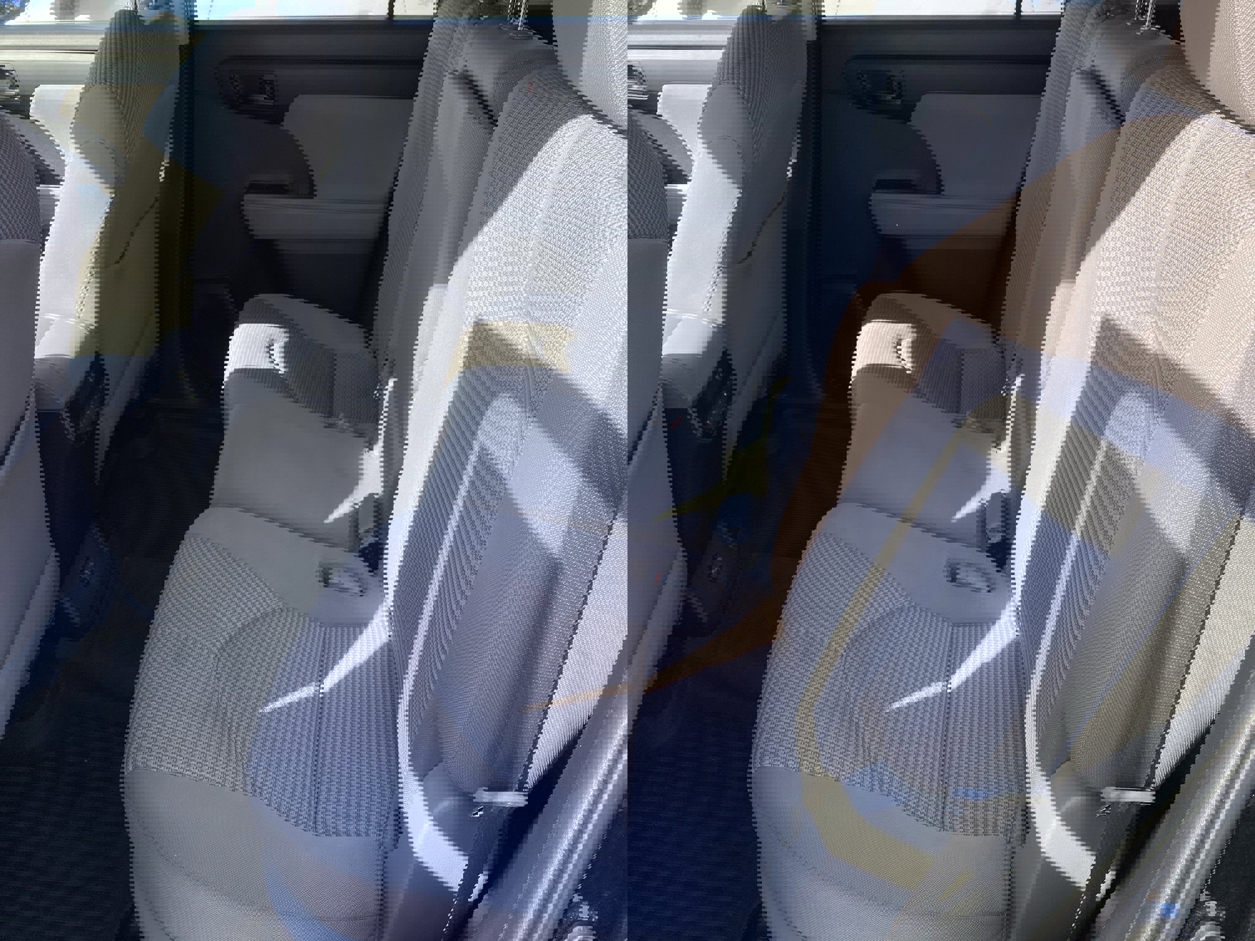 Used 2022 Toyota Highlander L image 20