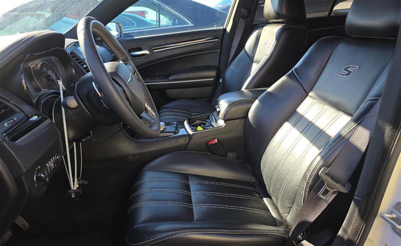 Used 2023 Chrysler 300 S image 11