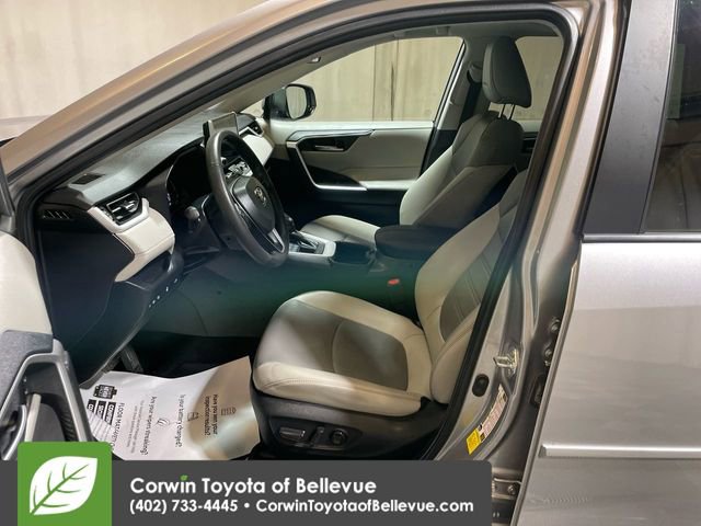 Used 2023 Toyota RAV4 XLE Premium image 12