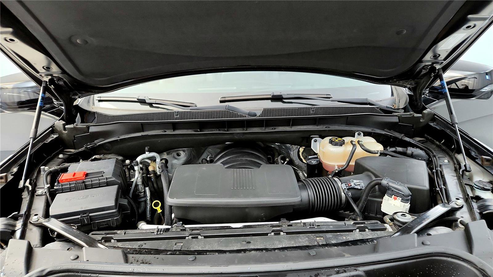 Used 2022 Chevrolet Tahoe LT w/ Luxury Package image 27