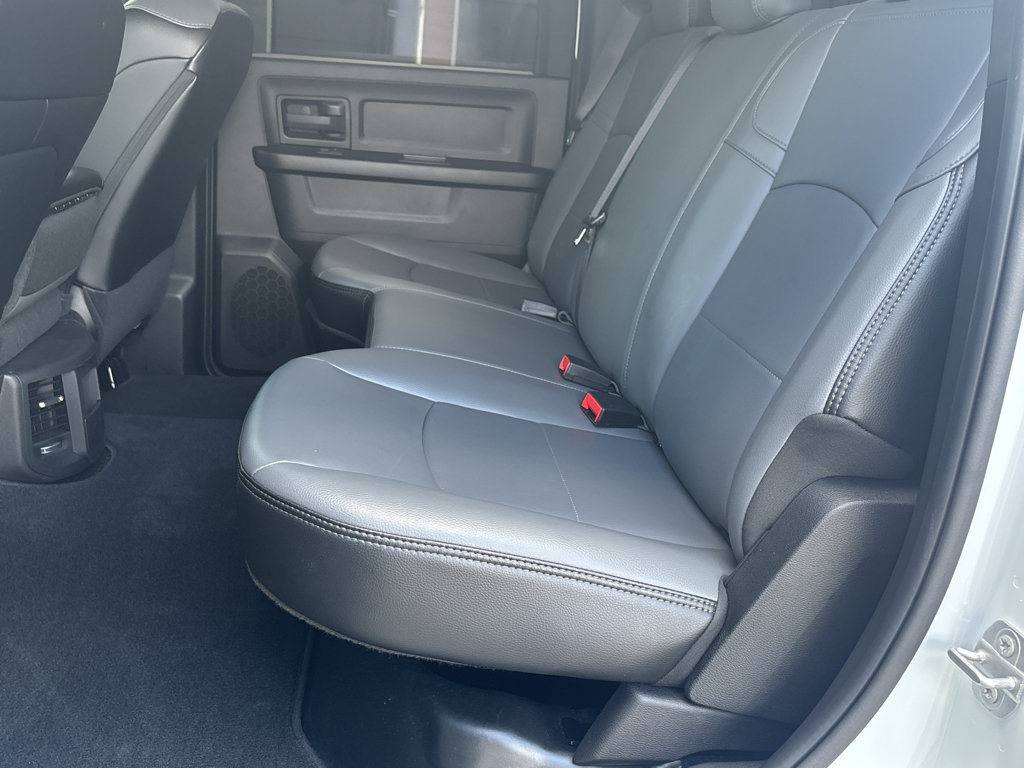 Used 2024 RAM 3500 Tradesman w/ Chrome Appearance Group AWD/4WD image 25