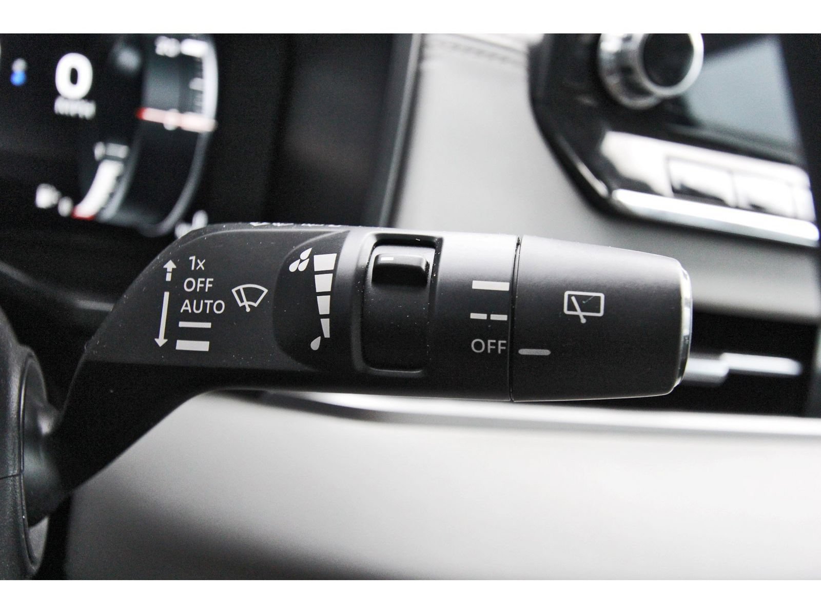 Used 2023 Mitsubishi Outlander SEL FWD image 18