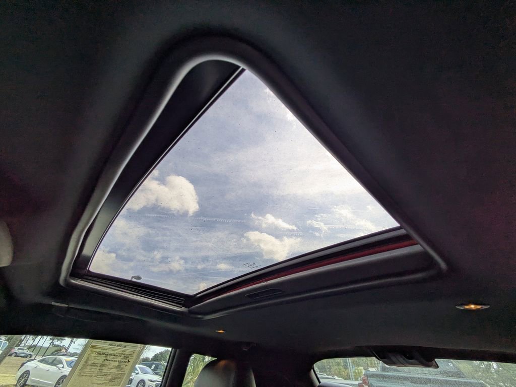 Used 2023 Dodge Challenger R/T w/ Plus Package image 20